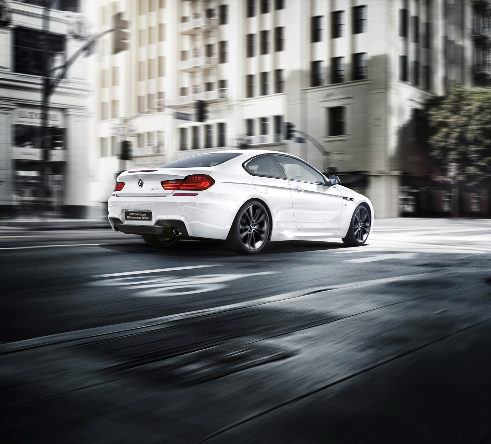 BMW выпустил 640i 2016 Coupe M Performance Edition